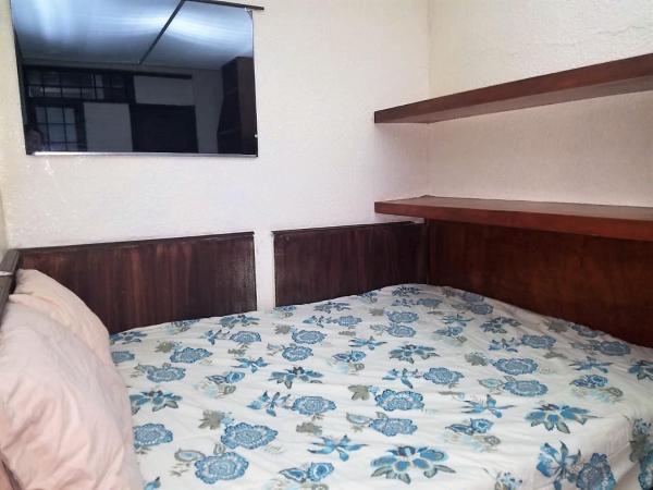 Roma Rooms Please confirm availability : photo 2 de la chambre chambre double Économique