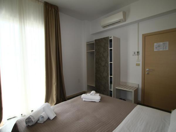 Hotel Kim : photo 1 de la chambre chambre double