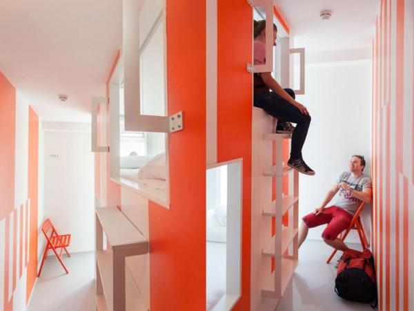 Boutique Hostel Forum : photo 4 de la chambre lit simple dans dortoir mixte de 4 lits