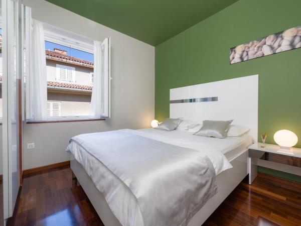 Luxury Rooms and Apartment Silente Bacvice : photo 2 de la chambre chambre triple de luxe
