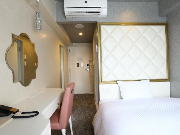 Hotel Wing International Select Osaka Umeda : photo 5 de la chambre petite chambre double - non-fumeurs