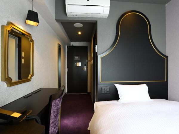 Hotel Wing International Select Osaka Umeda : photo 4 de la chambre petite chambre double - fumeurs