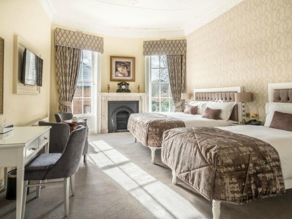 Stauntons on the Green Hotel : photo 1 de la chambre chambre familiale