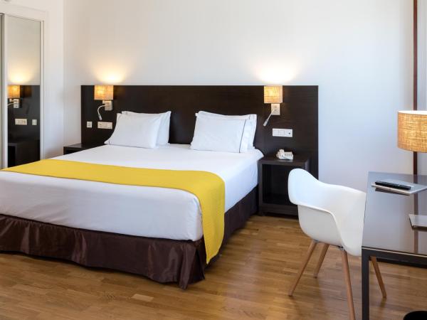 Rafaelhoteles Atocha : photo 1 de la chambre chambre familiale