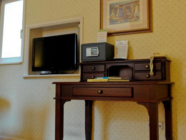 Hotel Imperial : photo 10 de la chambre chambre double