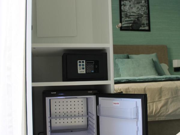 Bed No Breakfast AK 2 : photo 10 de la chambre chambre double avec salle de bains privative