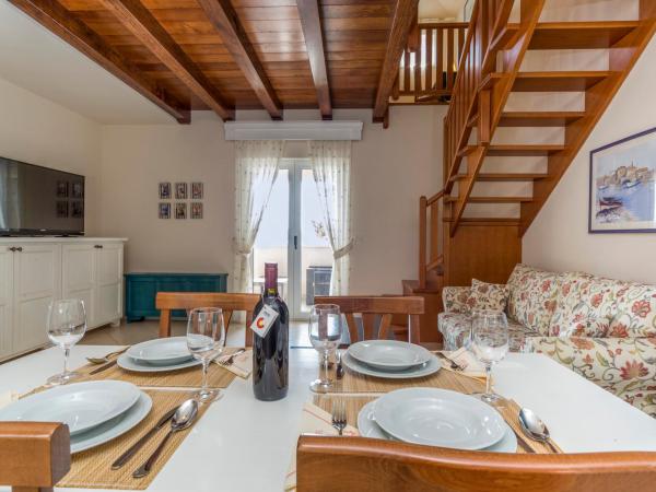 Hotel Abalone : photo 4 de la chambre appartement premium - vue sur mer (6 adultes + 2 enfants)