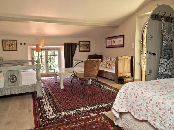 Chambres d'hôtes Il Monticello : photo 1 de la chambre chambre familiale avec salle de bains privative