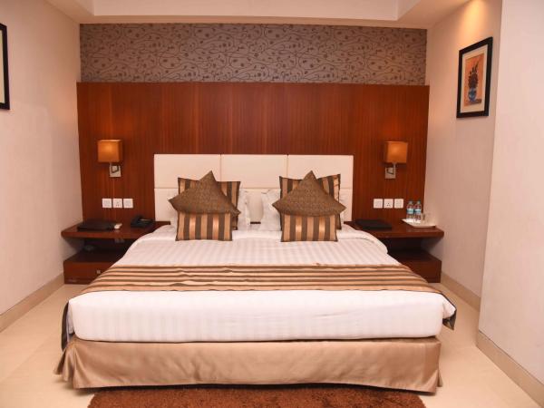 Celesta - Kolkata : photo 1 de la chambre chambre deluxe double ou lits jumeaux