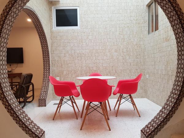 Heeren Straits Hotel : photo 5 de la chambre villa 8m (double storey villa -100meters from hotel)