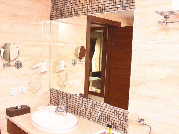 Celesta - Kolkata : photo 2 de la chambre chambre deluxe double ou lits jumeaux