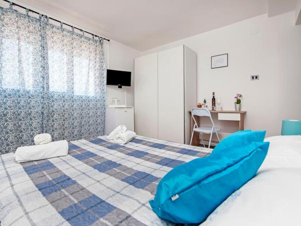 Rooms Mariana : photo 4 de la chambre chambre double - vue sur mer