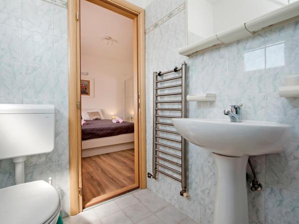 Rooms Mariana : photo 9 de la chambre chambre double