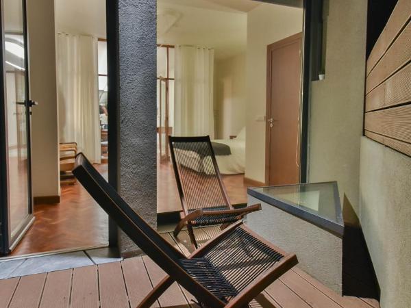 Republica 157 Guest House : photo 9 de la chambre suite avec balcon