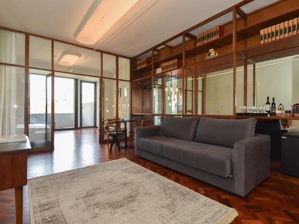 Republica 157 Guest House : photo 5 de la chambre suite avec balcon