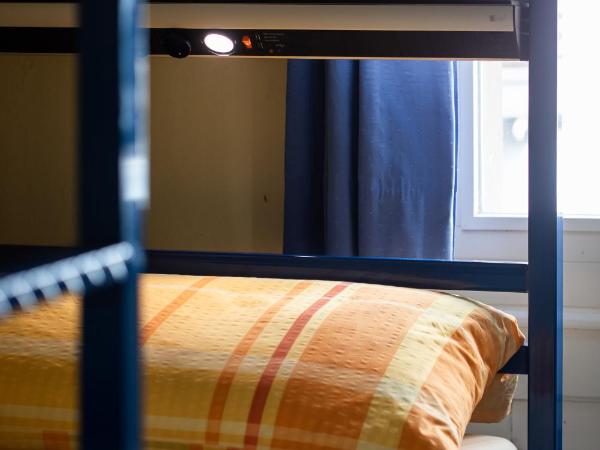 Happy Inn Lodge : photo 3 de la chambre lit dans dortoir mixte de 6 lits