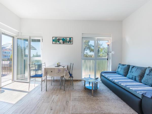 Guesthouse Bencun Medulin : photo 8 de la chambre appartement avec terrasse