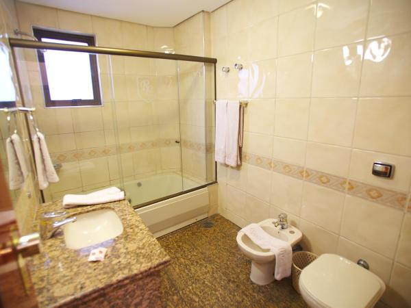 Real Castilha Hotel : photo 8 de la chambre chambre de luxe avec 2 lits doubles