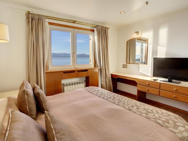 Hotel Tres Reyes : photo 1 de la chambre chambre double ou lits jumeaux - vue sur lac
