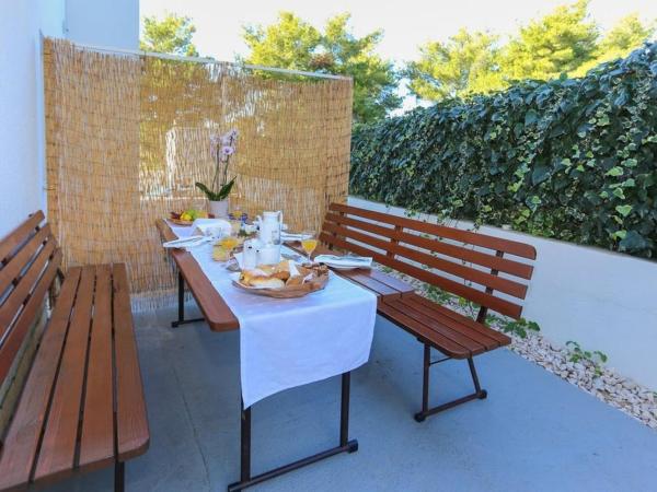 Apartments Lola : photo 1 de la chambre suite 2 chambres