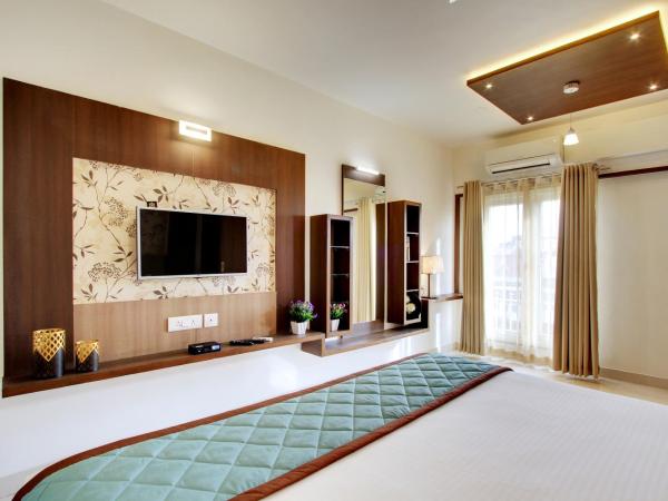 White Castle Boutique Apartment Hotel : photo 3 de la chambre chambre familiale avec balcon