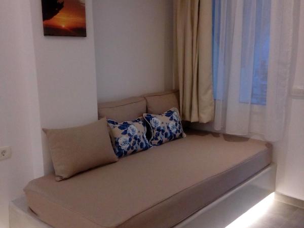 Villa Koronios : photo 3 de la chambre studio (3 adultes)