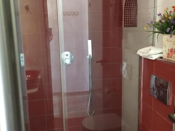 Villa Koronios : photo 9 de la chambre chambre triple standard