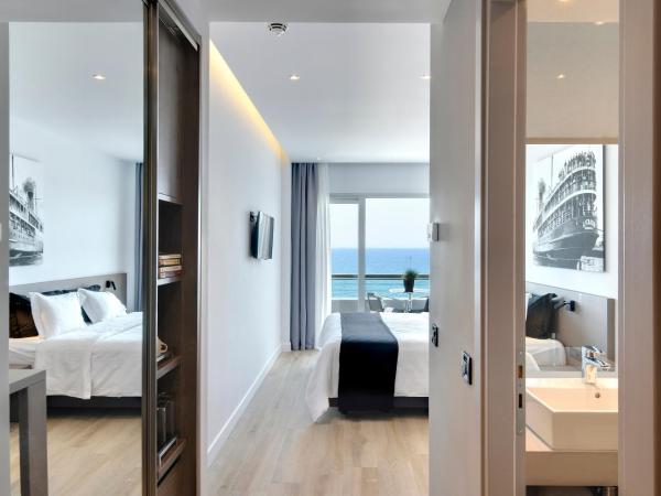 Poseidon Athens Hotel : photo 5 de la chambre chambre double ou lits jumeaux - vue sur mer
