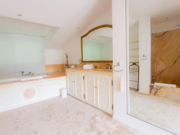 Hotel Le Verger Maelvi : photo 4 de la chambre suite junior