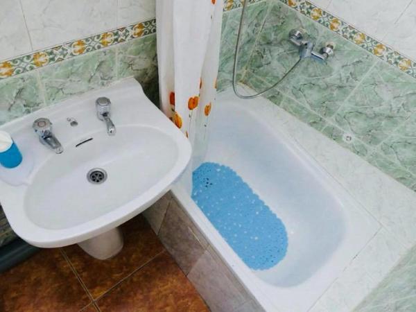 H Juan : photo 4 de la chambre chambre simple avec salle de bains privative