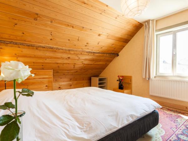 Guesthouse Maison de la Rose : photo 5 de la chambre appartement chambre familiale