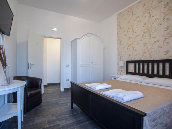 B&B Civico 41 Salerno : photo 8 de la chambre chambre double Économique