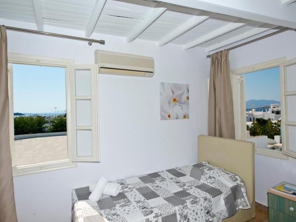 Karboni Hotel : photo 9 de la chambre chambre triple