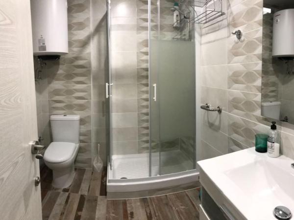 Guest House Lana Denia : photo 9 de la chambre chambre triple classique