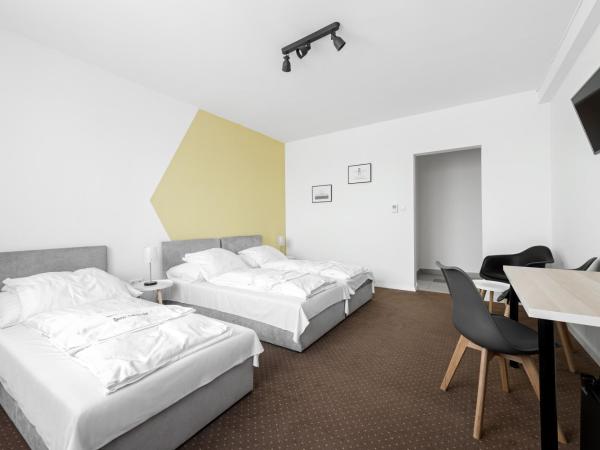 Hotel Chesscom : photo 1 de la chambre chambre triple