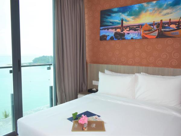 D'Wharf Hotel & Serviced Residence : photo 1 de la chambre suite