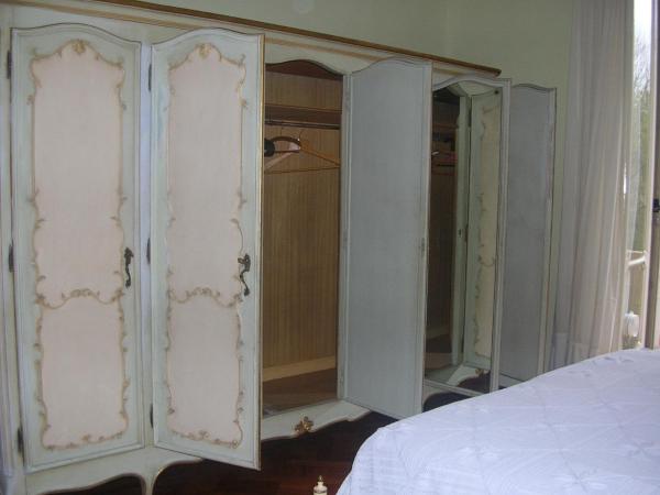 Croisette : photo 4 de la chambre chambre double standard avec salle de bains commune