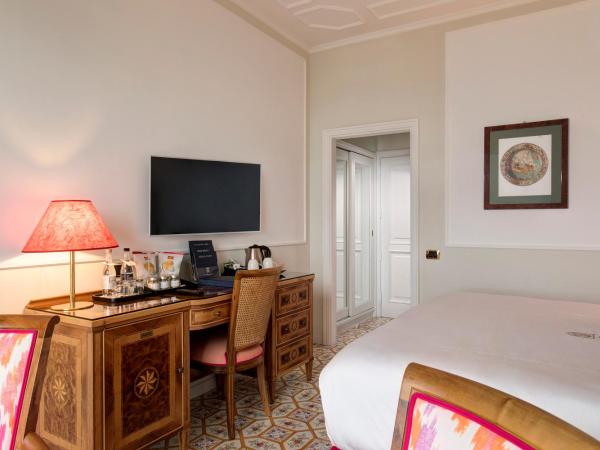 Grand Hotel Royal : photo 6 de la chambre  chambre double ou lits jumeaux premier