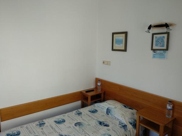 Rimavier Residence : photo 5 de la chambre chambre lits jumeaux avec salle de bains privative