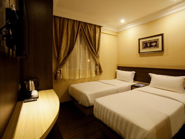 Hotel Valenza : photo 2 de la chambre chambre lits jumeaux de luxe avec fenêtre