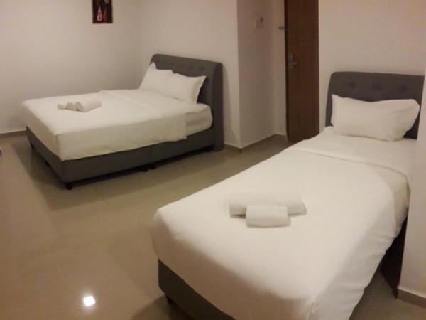 Shobi Hotel Johor Bahru Near CIQ JB : photo 4 de la chambre chambre triple