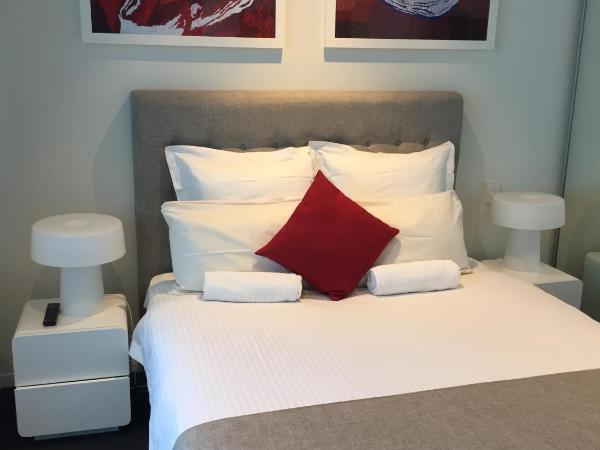Tasha's Apartments on Warwick : photo 2 de la chambre chambre double ou lits jumeaux avec balcon