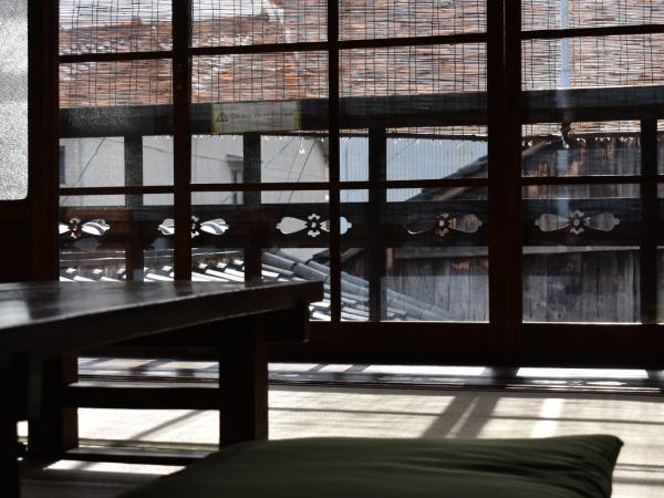 ゲストハウス君彩家 kimidoriya : photo 10 de la chambre chambre triple avec salle de bains commune