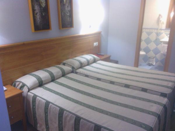 Hotel Goya : photo 7 de la chambre chambre lits jumeaux