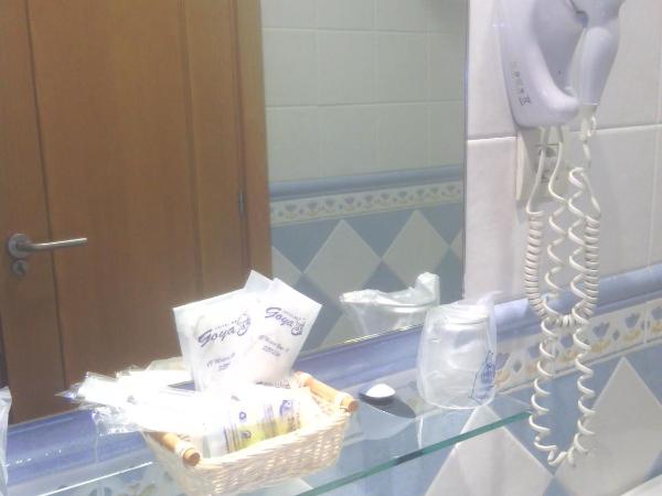 Hotel Goya : photo 6 de la chambre chambre double