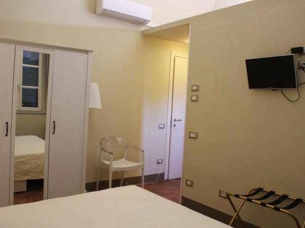 Relais Le Ortensie : photo 3 de la chambre chambre double avec salle de bains privative