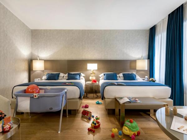 Rosa Grand Milano - Starhotels Collezione : photo 1 de la chambre hébergement quadruple familial
