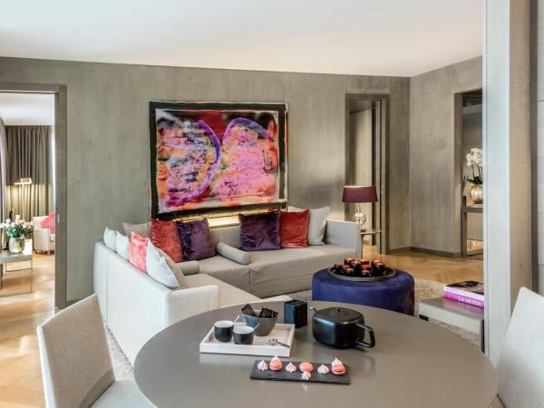 Rosa Grand Milano - Starhotels Collezione : photo 3 de la chambre grande suite rosa - suite tentation