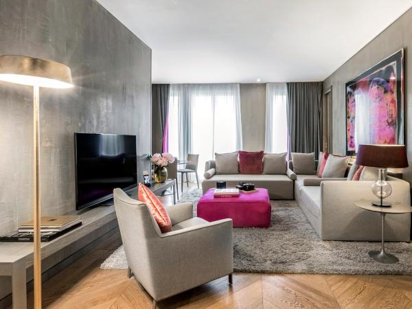 Rosa Grand Milano - Starhotels Collezione : photo 9 de la chambre grande suite rosa - suite tentation