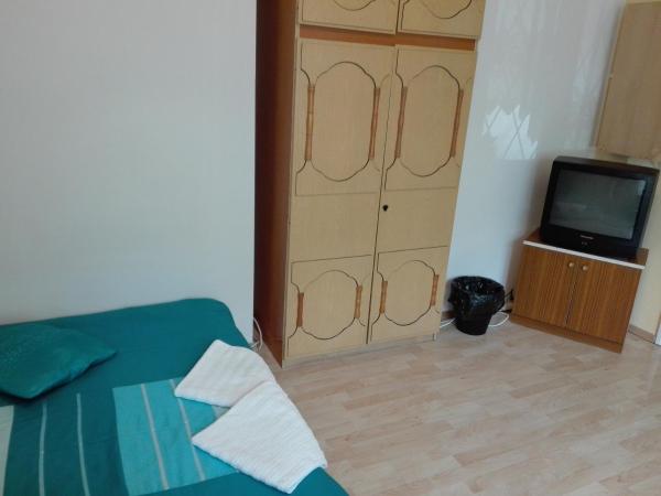 Hostel Madeira : photo 6 de la chambre chambre avec 2 grands lits queen-size 